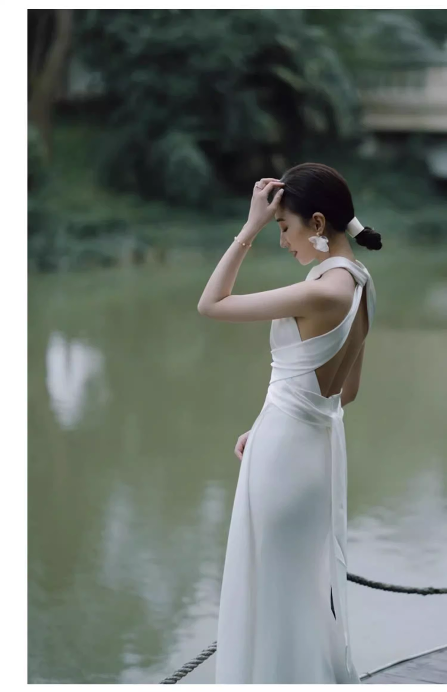 Vintage Sheath Halter Satin White Backless Wedding Dresses C1599