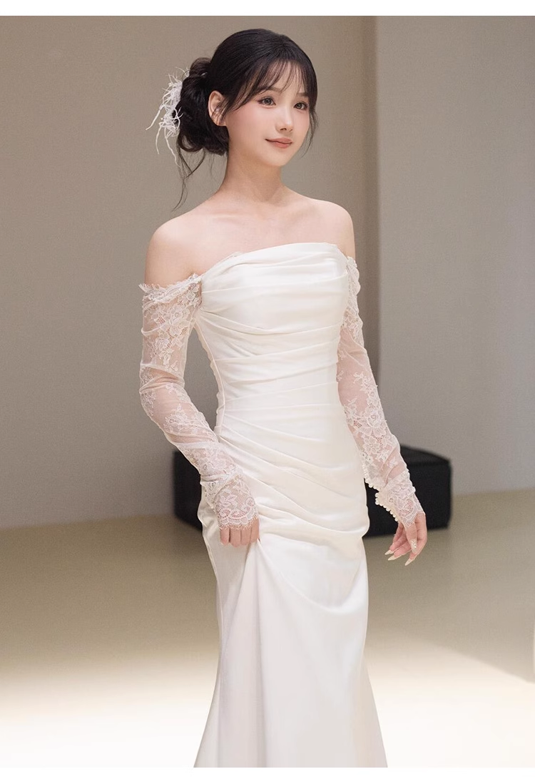 Sexy Sheath Off The Shoulder Long Sleeves Satin Long Wedding Dresses With Lace C1618