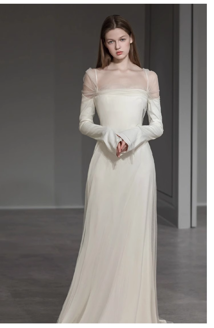 Robe de mariée longue en satin à manches longues et épaules dénudées sexy C1620