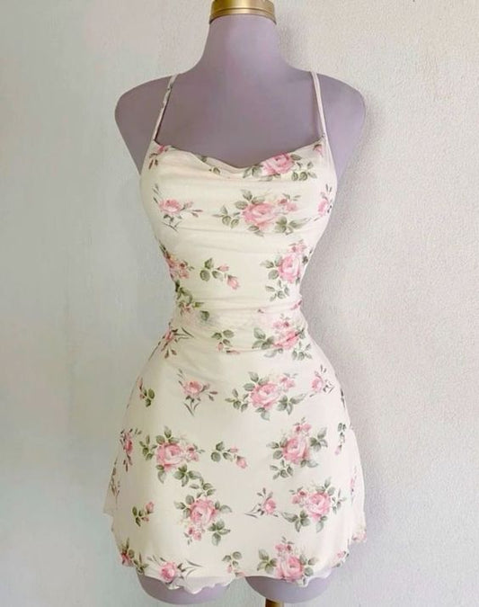 Robe de soirée courte à bretelles spaghetti et à fleurs C1751