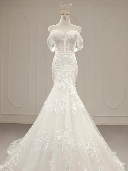 Robe de mariée blanche sexy à manches longues et épaules dénudées en dentelle et sirène C1786