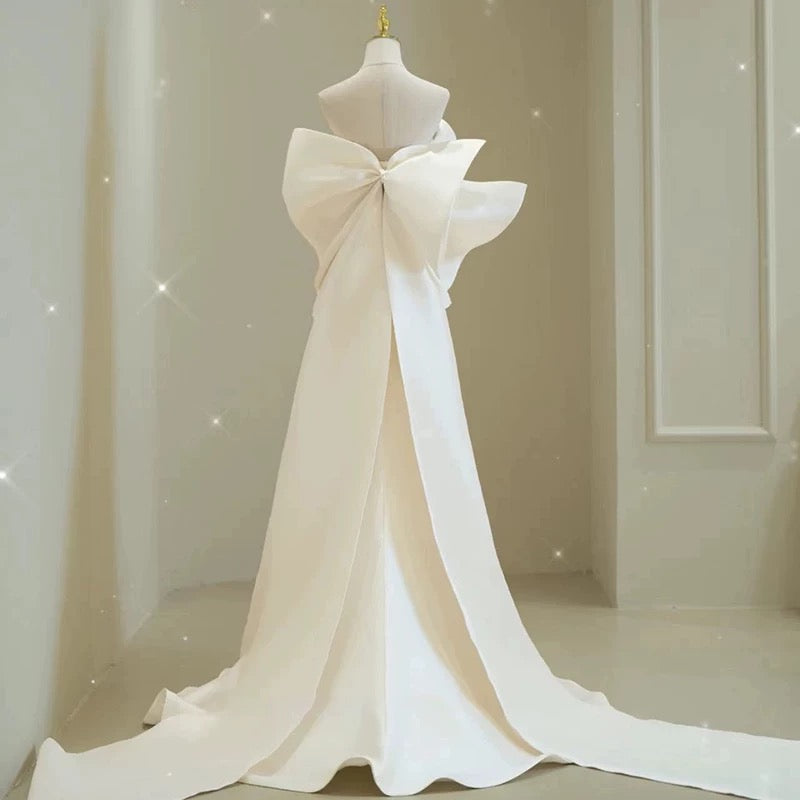 Sexy Mermaid Sweethart Sleeveless Satin Long White Wedding Dresses With Bow C1912