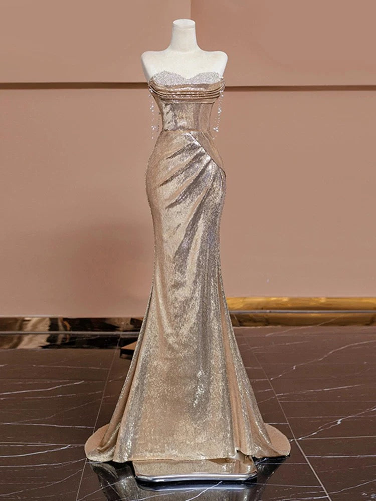 Robe de soirée longue élégante à paillettes et col en cœur style sirène avec perles C1931