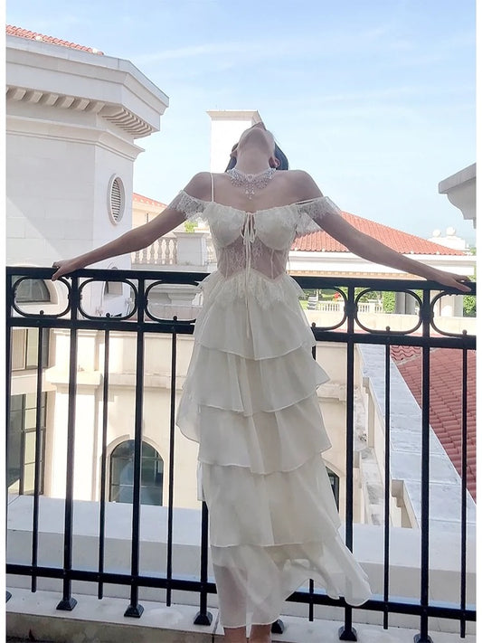 Robe de soirée longue en mousseline de soie blanche à bretelles spaghetti et ligne A modeste C2308
