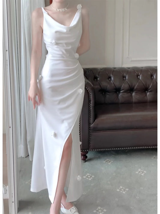 Robe de soirée longue blanche à bretelles sirène et fente C2395