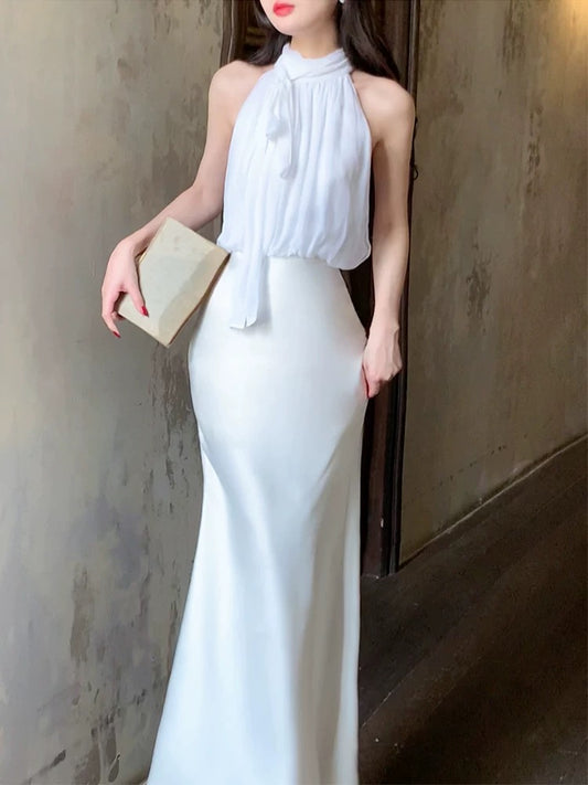 Robe de soirée longue en mousseline de soie blanche à col licou et jolie sirène C2397