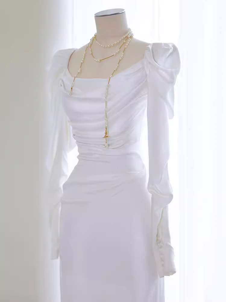 Vintage Mermaid Long Sleeves White Satin Long Wedding Dresses C23