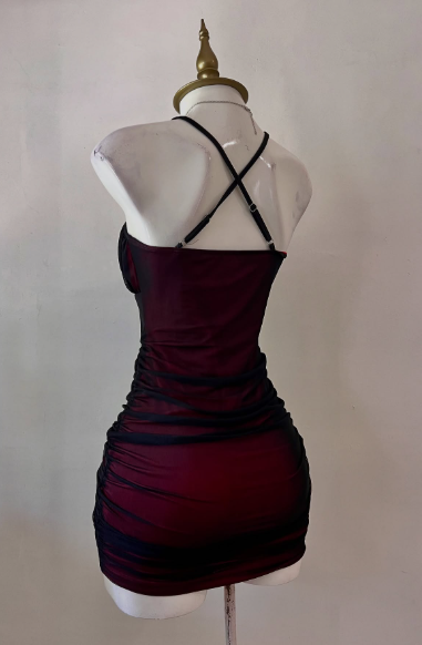 Robe de soirée fourreau simple noire bordeaux à licou, robe de cocktail courte à volants C2559