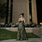 Jolie robe de bal bustier en satin vert longue avec perles argentées C2580