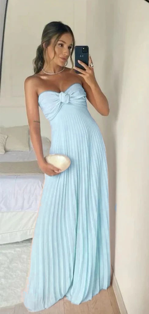Robe de soirée longue en mousseline de soie rose clair sans bretelles avec volants C2646
