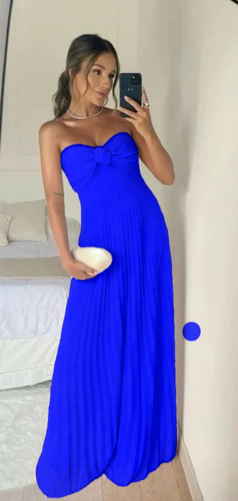 Robe de soirée longue en mousseline de soie rose clair sans bretelles avec volants C2646