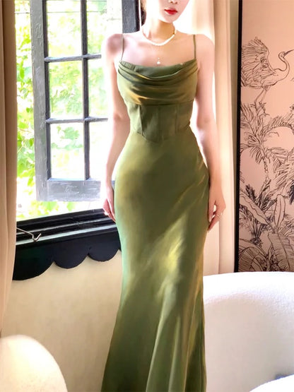 Superbe robe de soirée sirène à bretelles spaghetti verte C2685