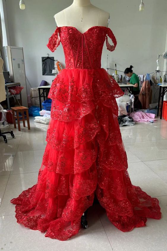 Pretty A line Off The Shoulder Red Lace Ruffles Layers Long Slit Prom Dresses Formal Evening Dress C2704