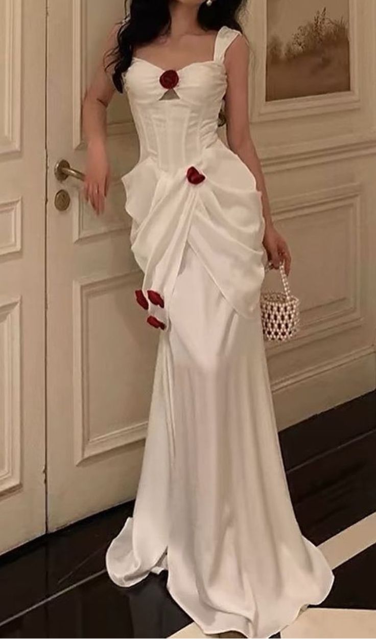 Superbe robe de soirée plissée à fleurs de roses C2749
