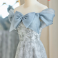 Robe de demoiselle d'honneur longue bleu pâle en mousseline de soie et dentelle, coupe trapèze, C3815