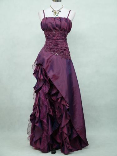 Robe de soirée longue vintage à bretelles spaghetti en taffetas raisin C3047