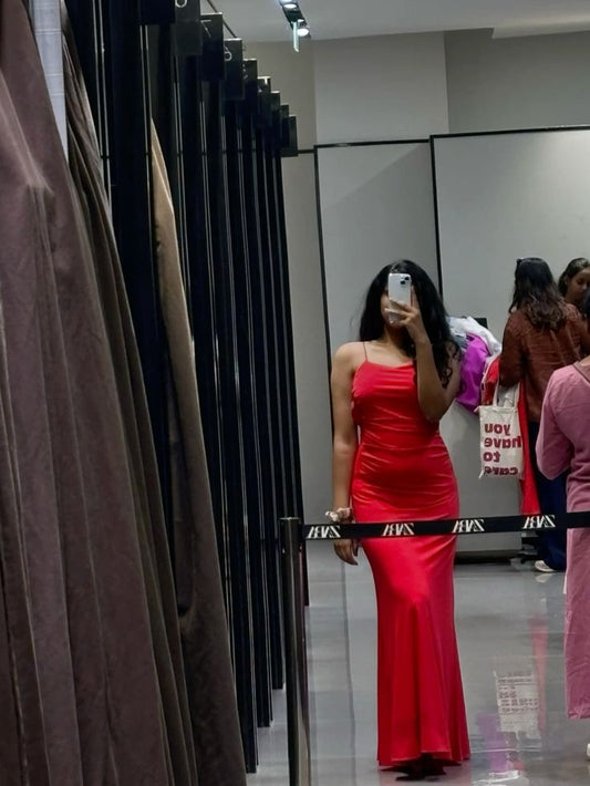 Robe de soirée longue rouge à bretelles spaghetti et dos nu de style sirène modeste C3055