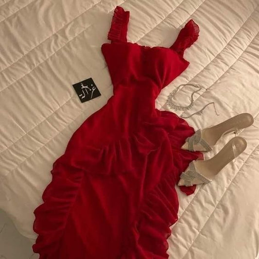 Robe de soirée longue en mousseline de soie rouge à volants et bretelles trapèze modestes C3058