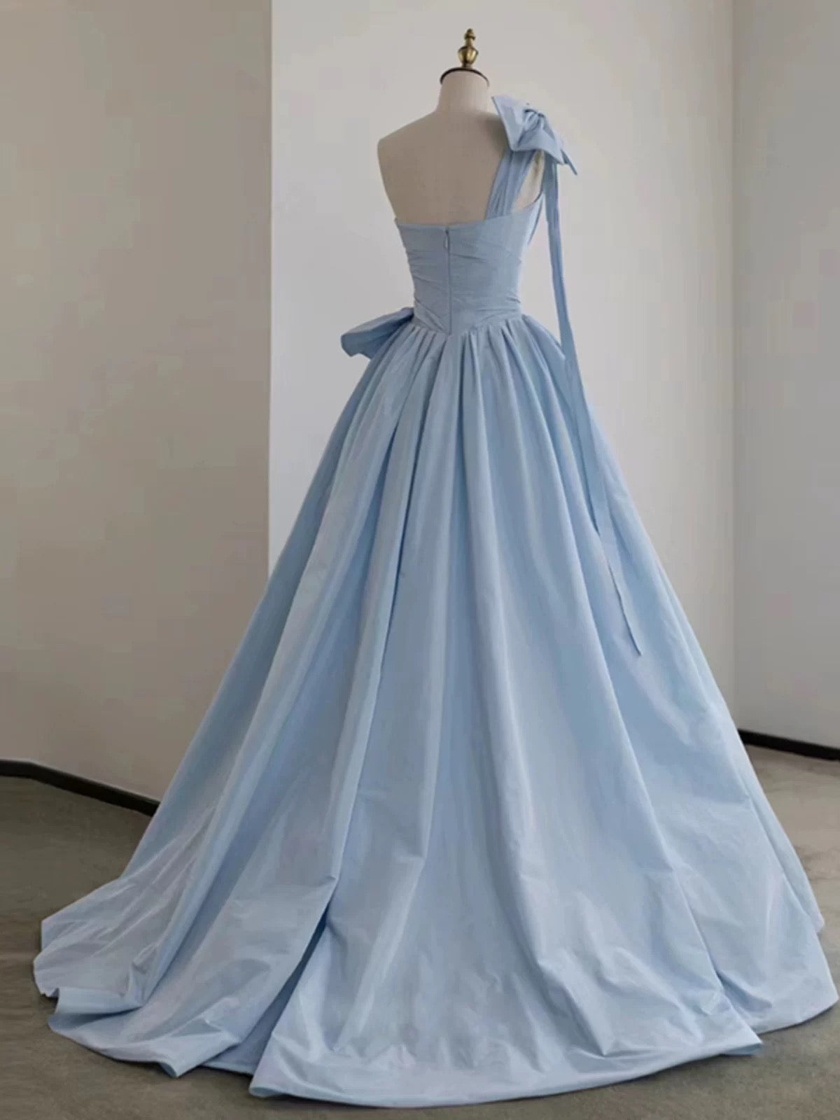 Elegant Ball Gown One Shoulder Light Sky Blue Satin Flowers Long Prom Dress Evening Dress C3232
