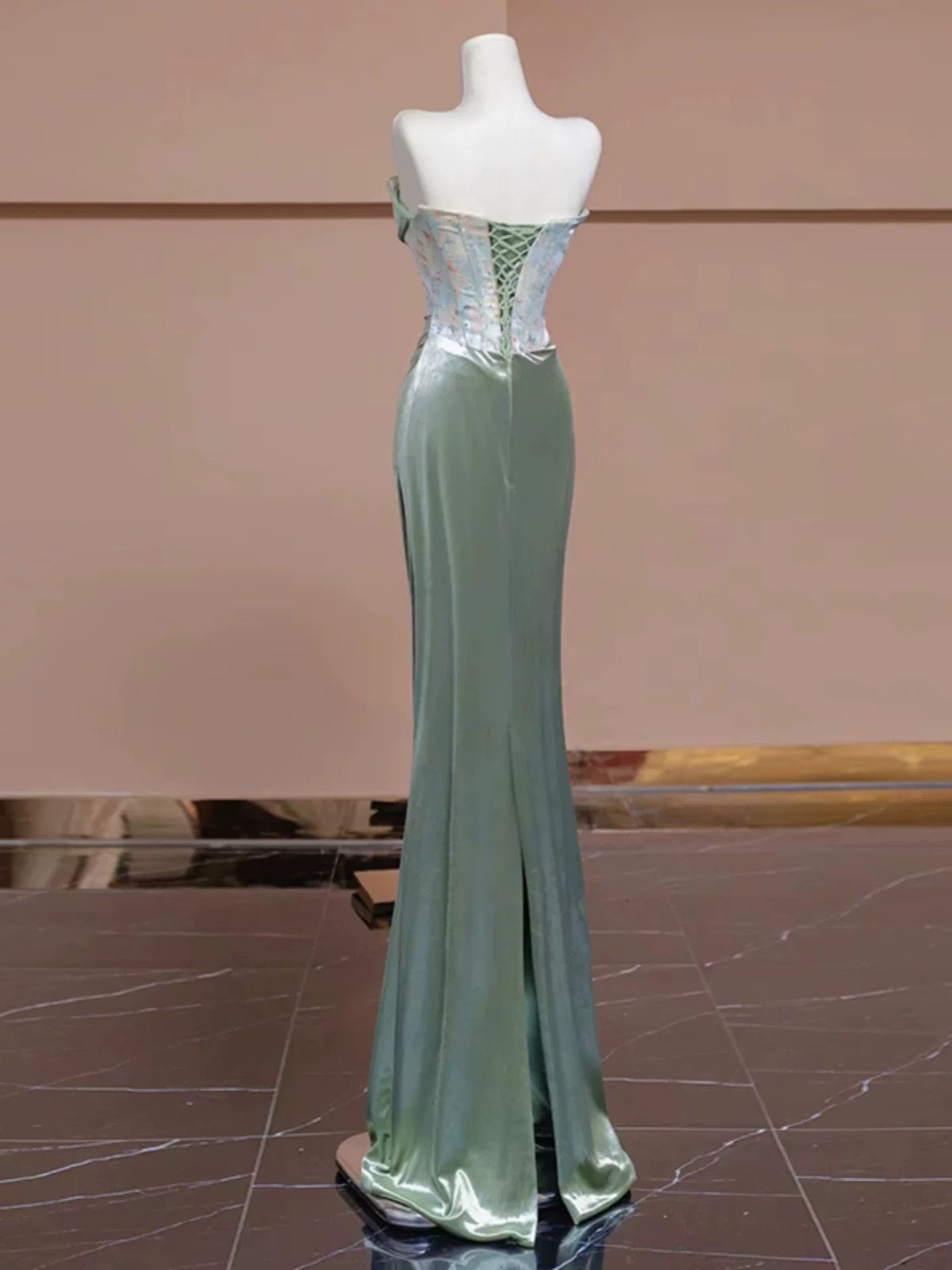 Sexy Mermaid Strapless Green Satin Evening Dress Long Prom Dresses Party Dress With Ruffles C3234