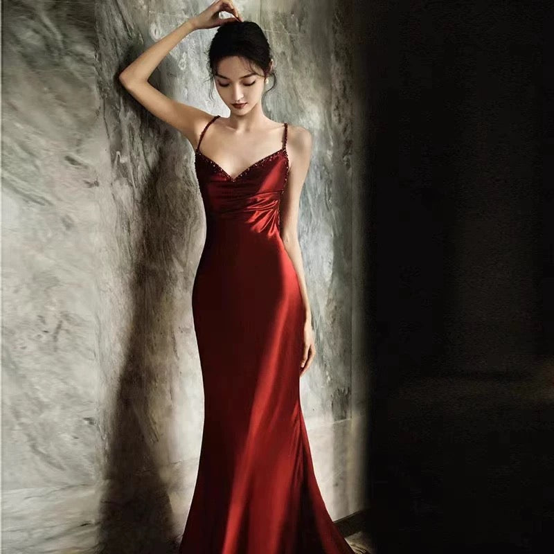 Sexy Mermaid Spaghetti Straps Burgundy Satin Prom Dresses Evening Dress With Beads C3262