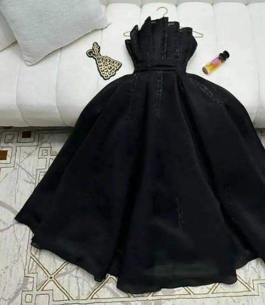 Pretty A line Strapless Black Tulle Prom Dress Evening Dresses With Beads C3372