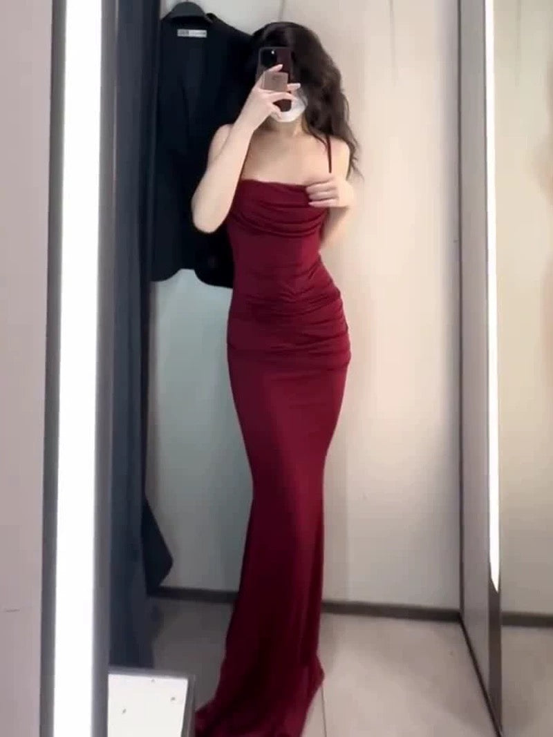 Superbe robe de soirée sirène à bretelles spaghetti bordeaux, robes de bal, tenues d'anniversaire C3624