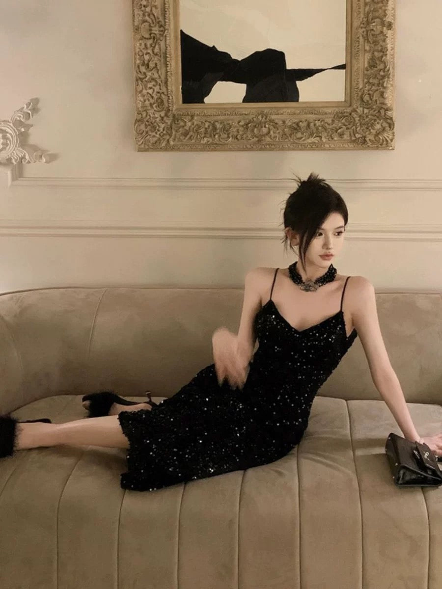 Gorgeous Sheath Spaghetti Straps Black Sequin Evening Dress Prom Dresses Birthday Outfits C3630