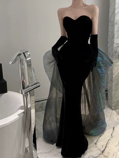 Modest Mermaid Strapless Black Sleeveless Prom Dress Formal Evening Dresses With Gloves C3673