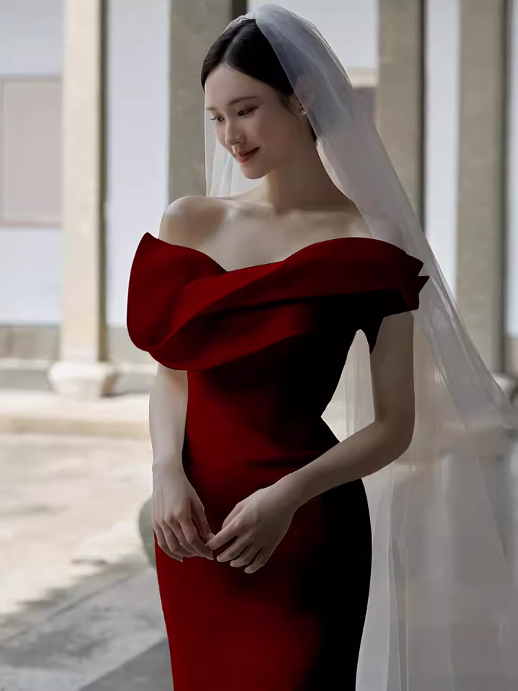 Sexy sirène hors de l'épaule Satin longues robes de bal bordeaux C36