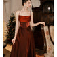 Robe de soirée longue bordeaux à bretelles spaghetti et jolie sirène C3789