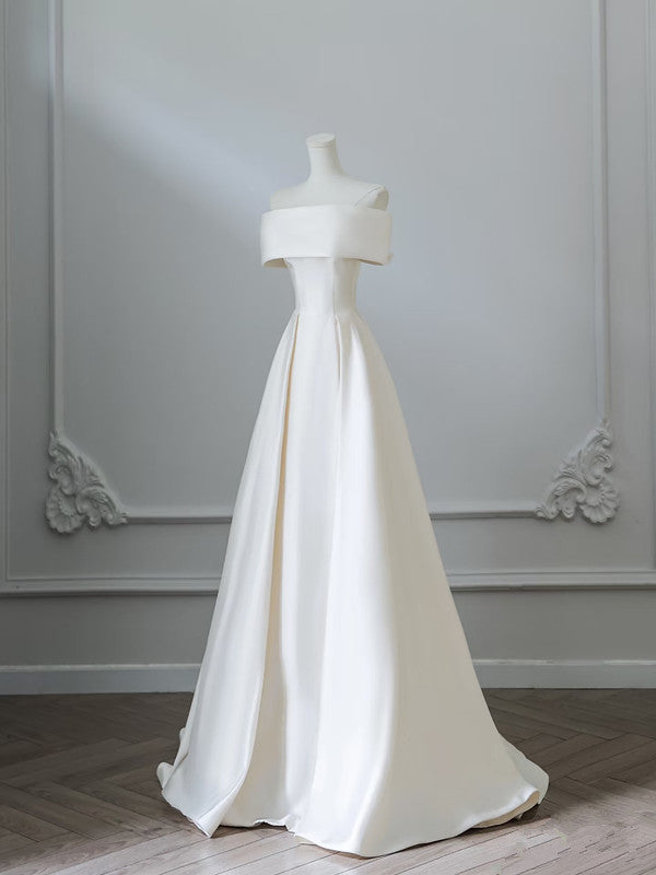 Robe de mariée simple en satin blanc à épaules dénudées et ligne A Robe de mariée à volants C3805