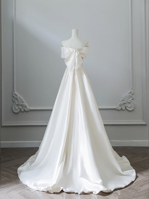 Robe de mariée simple en satin blanc à épaules dénudées et ligne A Robe de mariée à volants C3805