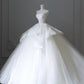 Robe de mariée en satin et dentelle blanche sans manches, robe de bal chic, sans bretelles, avec volants, C3809