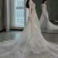 Robe de mariée longue sirène intemporelle à épaules dénudées en tulle blanc et sequins C3812