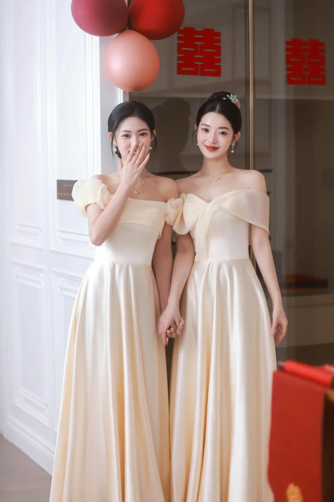 Robe de demoiselle d'honneur longue en satin, coupe A, élégante, épaules dénudées, couleur champagne, C3814