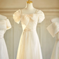 Robe de demoiselle d'honneur longue en tulle, coupe trapèze, couleur champagne clair, C3820