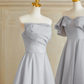 Robe de demoiselle d'honneur longue en satin gris argenté, coupe trapèze élégante, C3821