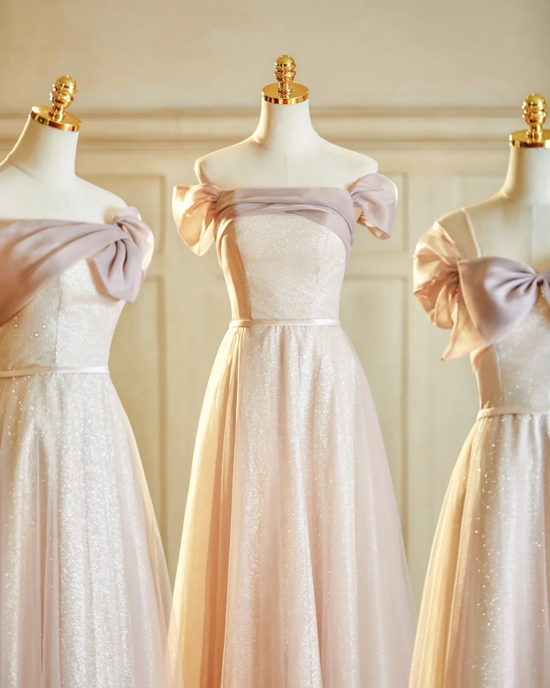 Robe de demoiselle d'honneur longue en satin et tulle coupe A Max And Match C3822