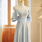 Robe de demoiselle d'honneur longue en satin gris coupe A Max And Match C3824