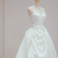 Robe de mariée longue plissée en satin blanc, coupe trapèze, sans bretelles, de rêve, C3829