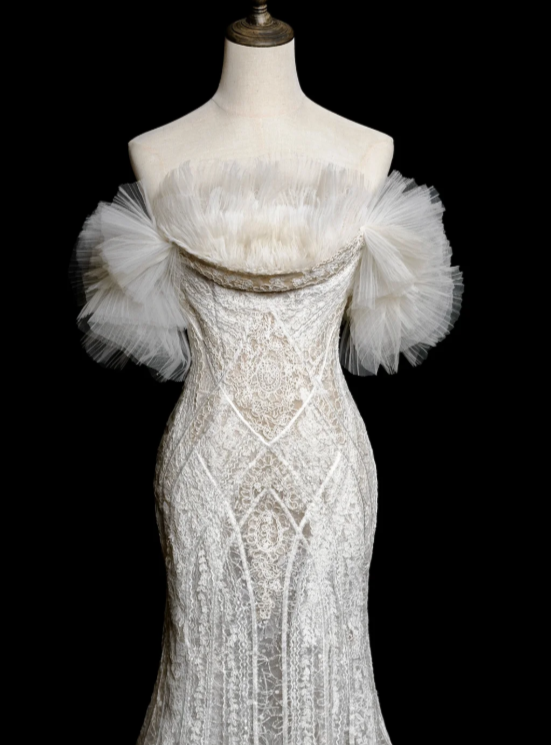 Robe de mariée longue en tulle et dentelle, style sirène, épaules dénudées, unique, C3845