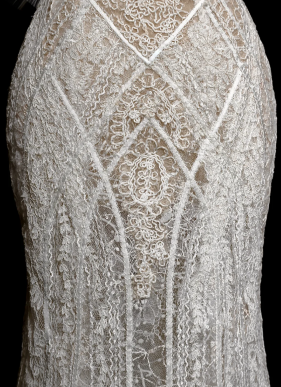Robe de mariée longue en tulle et dentelle, style sirène, épaules dénudées, unique, C3845