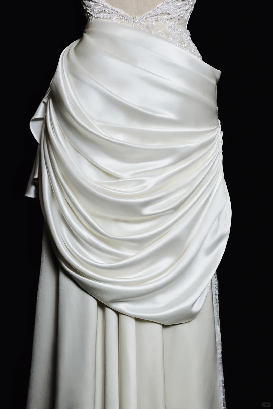 Robe de mariée longue plissée en satin et dentelle, style sirène, vintage, dos nu, C3846