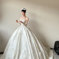 Robe de mariée longue en satin et dentelle, style vintage, sans bretelles, avec appliques, C3860