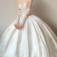 Robe de mariée longue en satin et dentelle, style vintage, sans bretelles, avec appliques, C3860