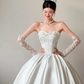 Robe de mariée longue en satin et dentelle, style vintage, sans bretelles, avec appliques, C3860