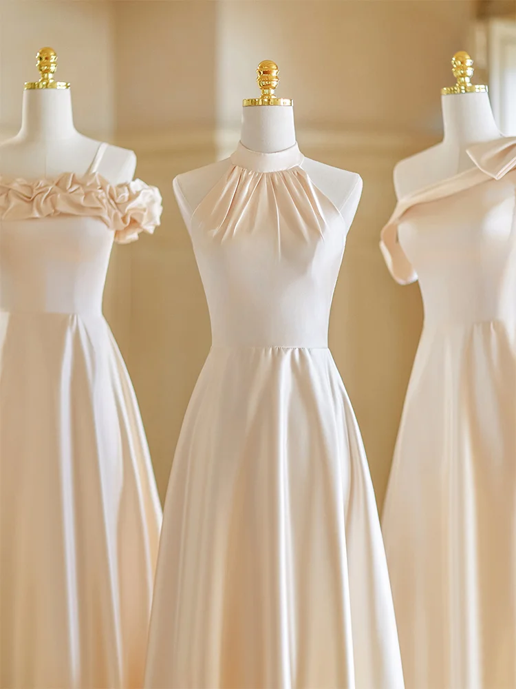 Robe de demoiselle d'honneur longue en satin coupe trapèze couleur champagne Calssy C3888