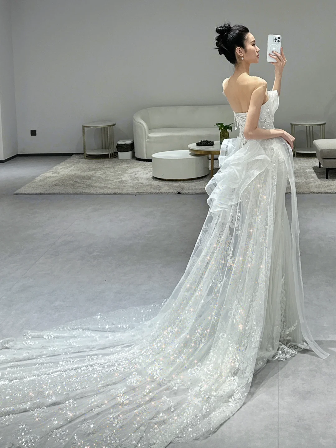 Robe de mariée sirène bustier en tulle à sequins et appliques, longue et rêveuse, C3959