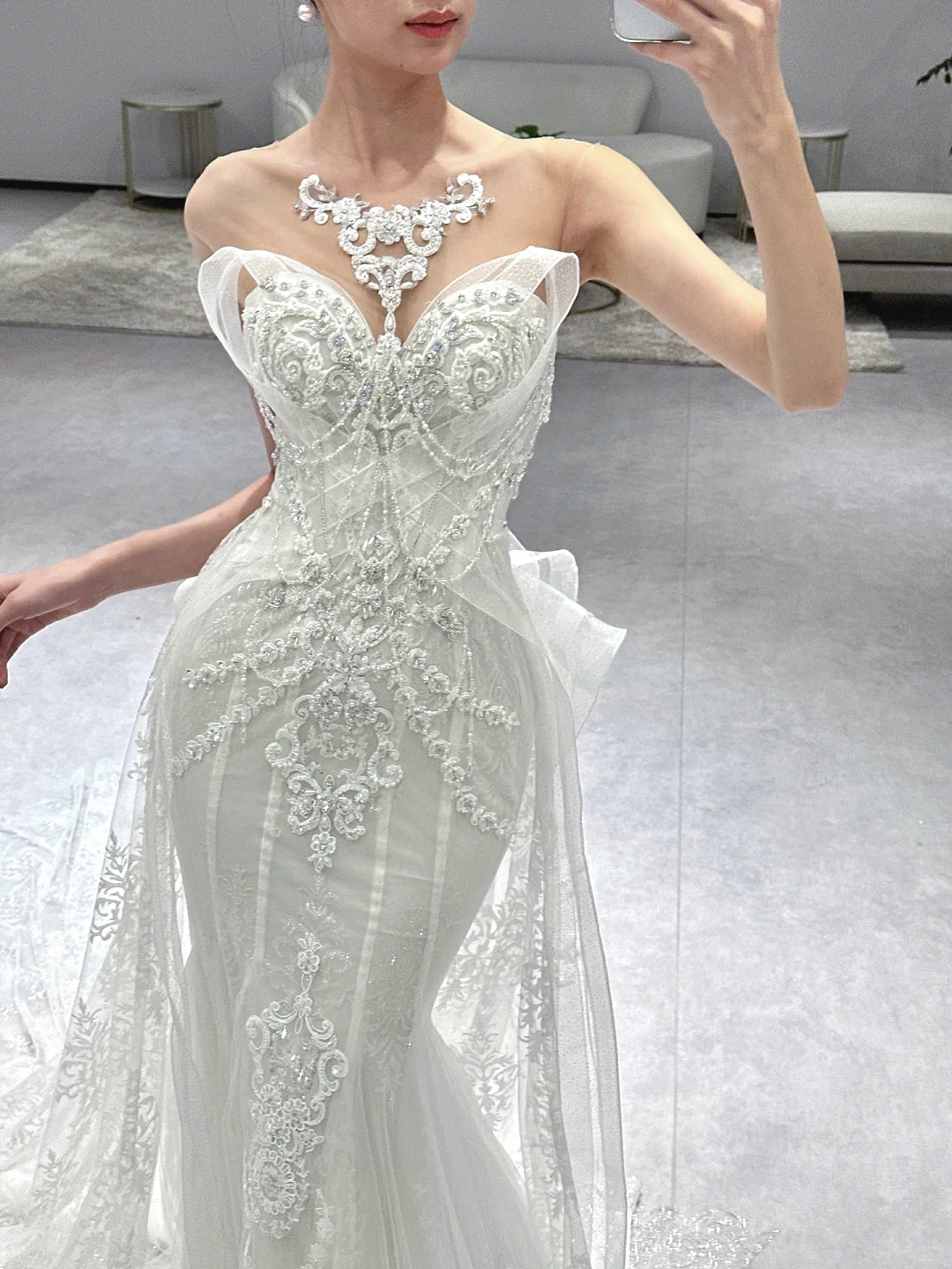 Robe de mariée sirène bustier en tulle à sequins et appliques, longue et rêveuse, C3959